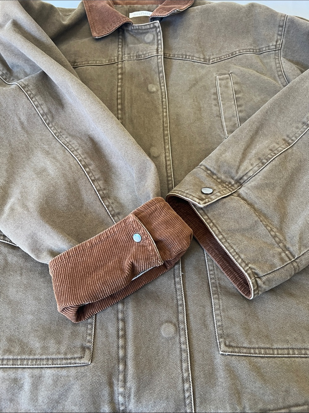 Neuflora- Tasmania Jacket-Brown Canvas Jacket with Corduroy Collar - Women - Picture 10 of 10